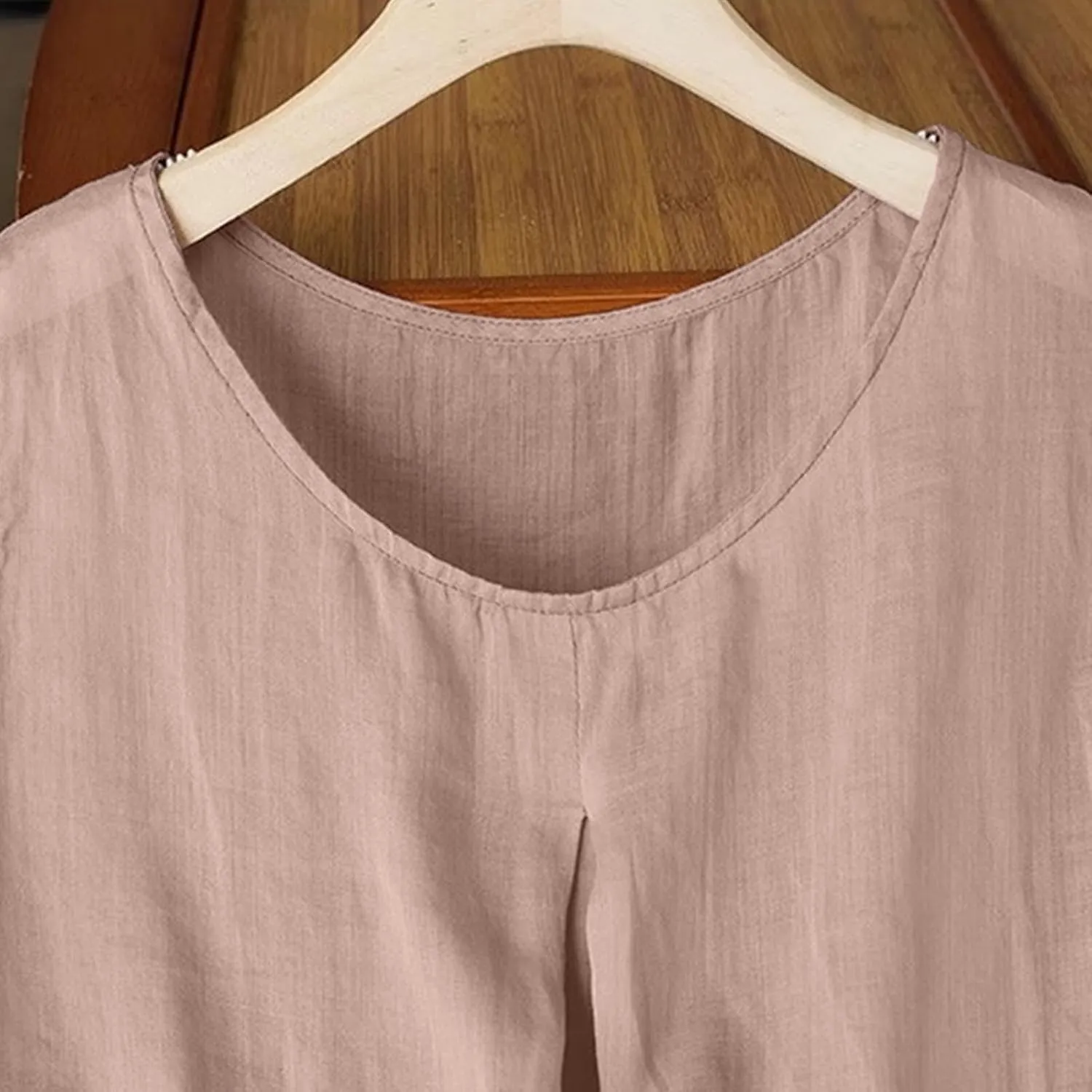 HGps8w Women's Embroidered Cotton Linen Tank Tops Loose Fit Casual Summer Crewneck Sleeveless Tunic Shirts Pleated Blouse