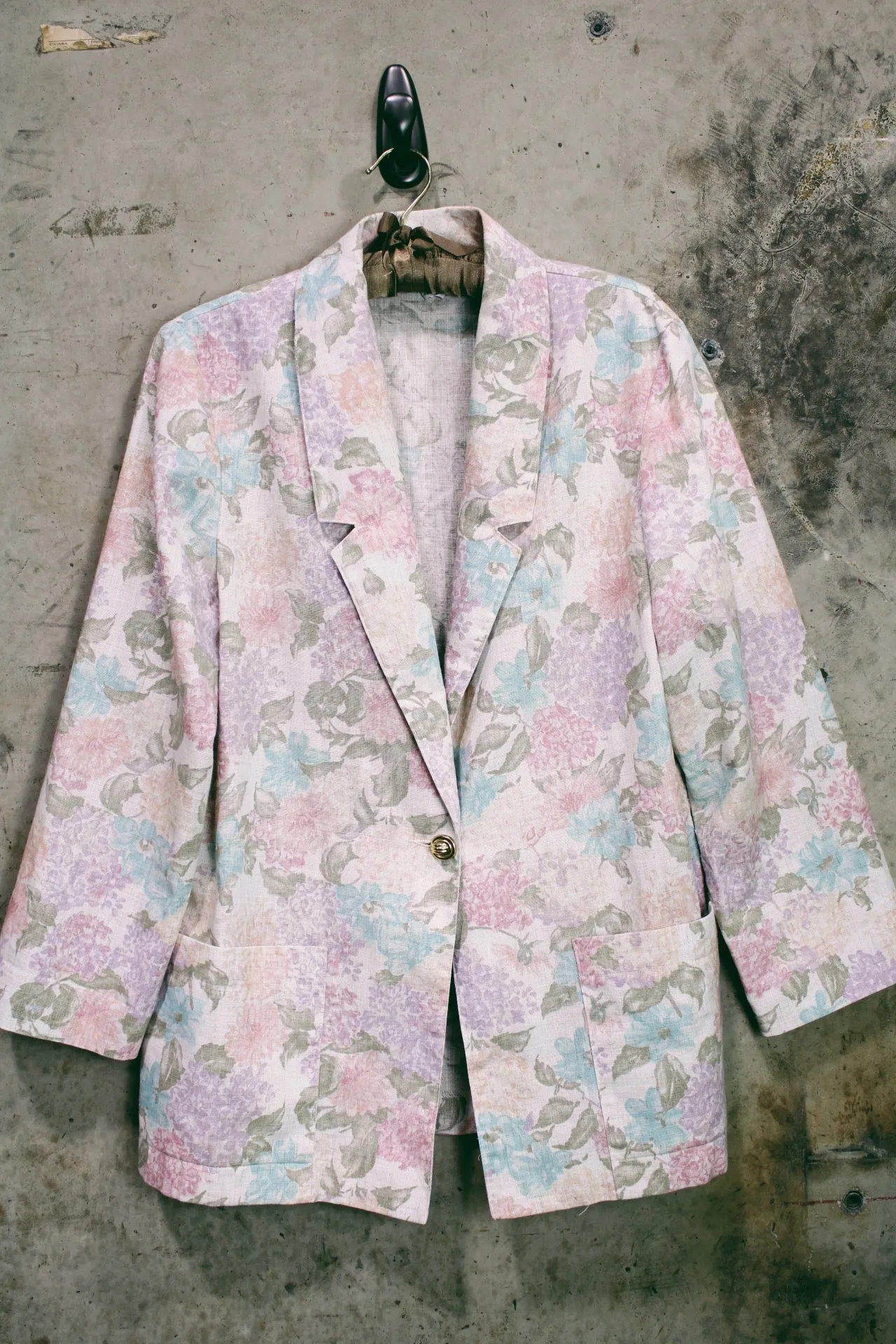 Lightweight Floral Blazer