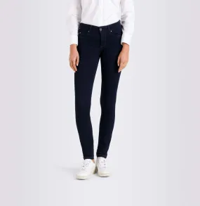 MAC <BR>
Skinny Jeans <BR>
Dark wash Denim <BR>