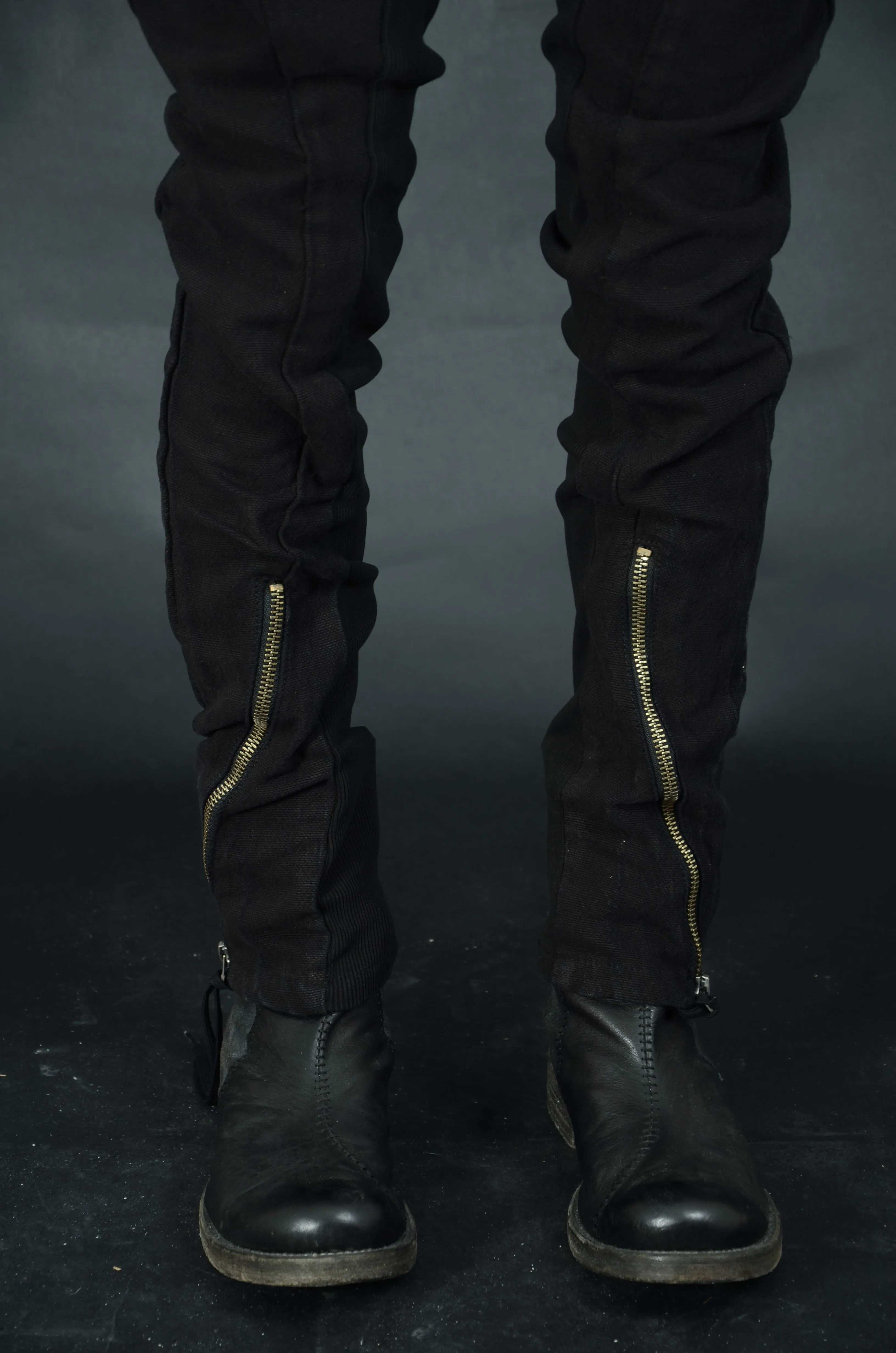 STRUCTURED COTTON SLIM FIT TROUSERS 70