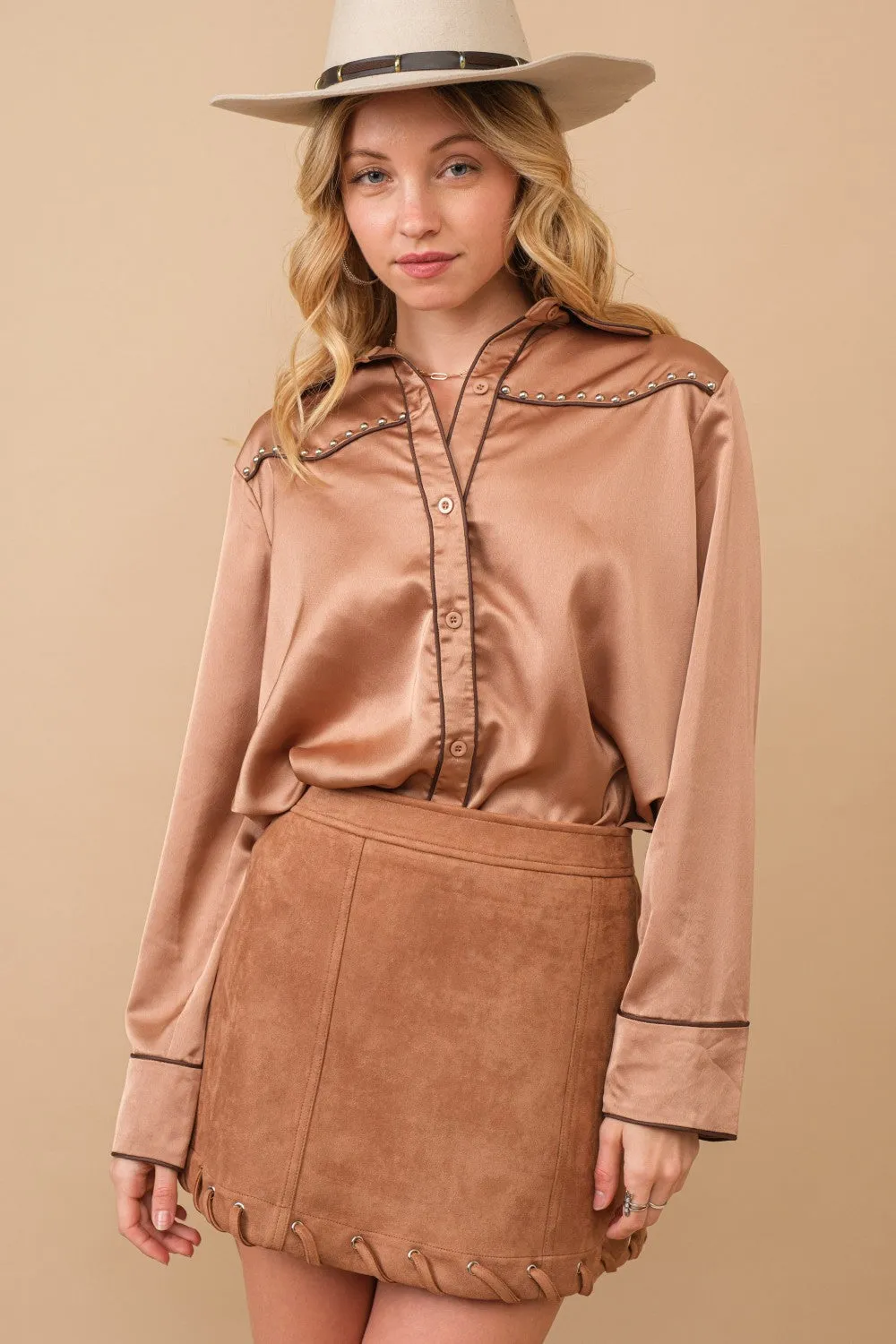 Western Contrast Piping Detail Studded Yoke Button Up Blouse